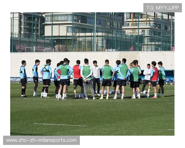 男单备战加入高强度多拍训练